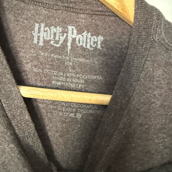 Hogwarts School of Witchcraft & Wizardry T-Shirt - Dark Gray - Picture 2 of 6